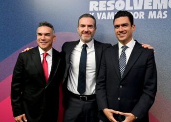 Partido Acción Nacional y Partido Revolucionario Institucional pactan alianza en Nuevo León