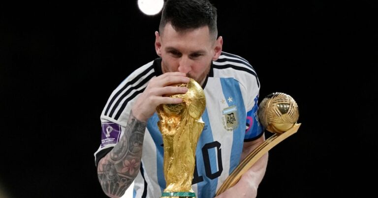Lionel Messi arriba a Rosario para su despedida con la selección