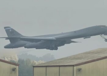 Pentágono retira bombarderos de base británica tras alerta terrorista 3 Pentágono retira bombarderos de base británica tras alerta terrorista