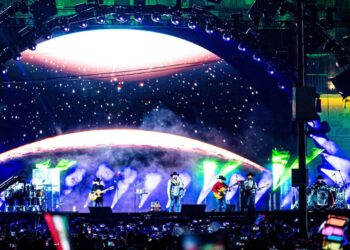 Gobierno de la Ciudad de México eroga 26 millones de pesos para show de Intocable en el Zócalo