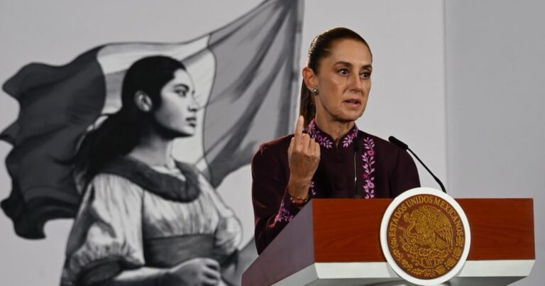 Sheinbaum margina a Johnson en Palacio Nacional mientras diplomático opera con cúpula empresarial