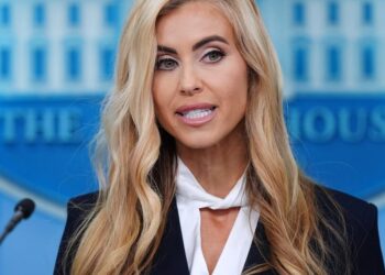 Trump exige la renuncia de Kimberly Guilfoyle como embajadora en Grecia