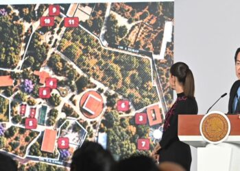 Claudia Sheinbaum transforma el partenón de Durazo en plantel educativo