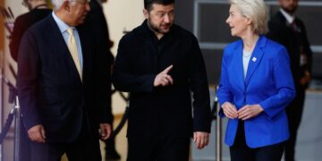 Ucrania enfrenta quiebre energético tras ataques rusos y tensión con Washington