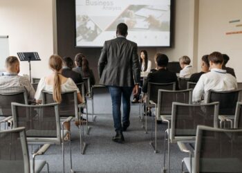 Nestlé lanza NestCrea para frenar la obsolescencia laboral juvenil en América Latina 4 Nestlé lanza NestCrea para frenar la obsolescencia laboral juvenil en América Latina