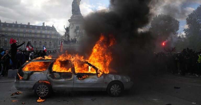 Francia enfrenta declive fiscal mientras deuda pública escala al 119 por ciento