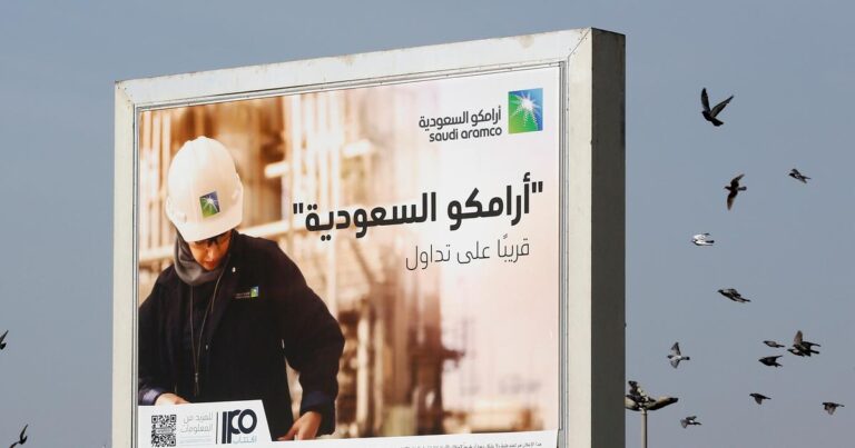 Arabia Saudita ordena la evacuación de la sede de Aramco tras nuevos ataques hutíes y dispara el Brent