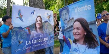 María Corina Machado regresa a Venezuela tras diez meses de exilio