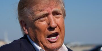 Trump despliega mil agentes federales y siembra dudas sobre las intermedias