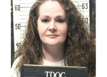 Christa Pike sobrevive a doble inyección y de Tennessee dimite
