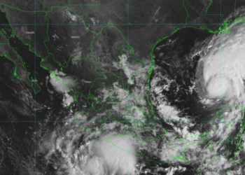 Conagua activa alerta máxima por el impacto simultáneo de la tormenta Simón y el huracán Isaías
