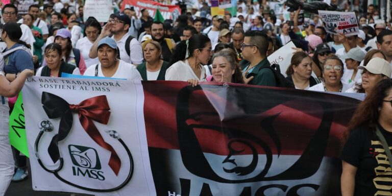 Claudia Sheinbaum cuestiona magnitud de protesta del IMSS y fija plazo a Zoé Robledo