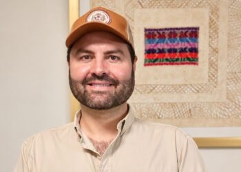 DEJA EL AYUNTAMIENTO: Antón Bojórquez regresa a labor territorial en Playa del Carmen