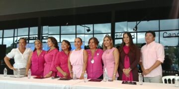 CAMINATA CON CAUSA: Se suman empresarias a lucha contra cáncer de mama