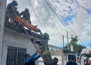 Hombre sufre fuerte descarga eléctrica en Región 227 de Cancún