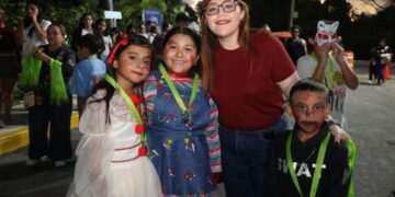 ISLA MUJERES: Promueven convivencia familiar con el Desafío Zombie Run