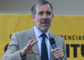 LORENZO CÓRDOVA: Sheinbaum busca distraer de la crisis del INE con auditorías 3 LORENZO CÓRDOVA: Sheinbaum busca distraer de la crisis del INE con auditorías
