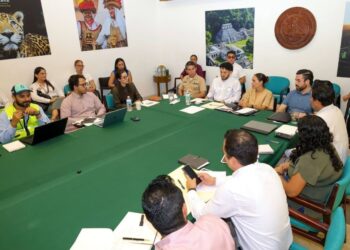 CONTRA SARGAZO: Instalan gabinete en Cancún; anuncian inversión de 2 mil 600 mdp