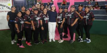 MES ROSA: Arranca campeonato de softbol femenil “Bateando por la Esperanza”
