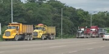 NEGOCIACIÓN ESTANCADA: Sin acuerdo entre volqueteros de Cancún y Defensa