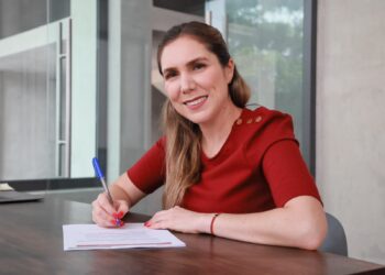 COORDINACIONES FEDERALES: Atenea Gómez se registra por el Distrito 3