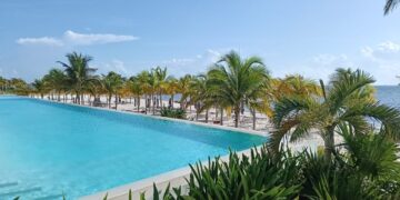 NUEVA ETAPA: Prepara Cancún renovación de su modelo turístico