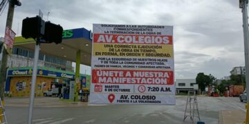 SOCAVONES Y ACCIDENTES: Protestarán vecinos de Avenida Colegios por obras