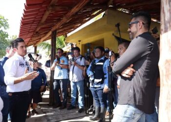 | ROMPEOLAS | Crisis turística: Morena le regala una bandera al PAN