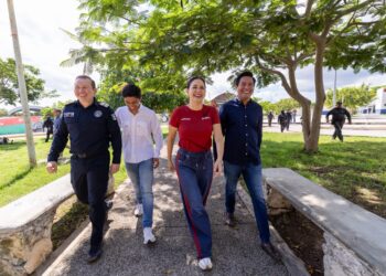 Anuncia Estefanía Mercado obras y acciones de seguridad en Puerto Aventuras