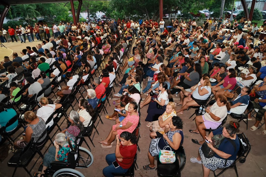 CIERRAN FILAS: Morenistas respaldan a Atenea Gómez en el Distrito 03 1 WhatsApp Image 2026 10 24 at 12.12.45 PM