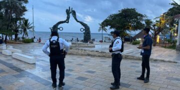 Detienen a 150 personas cada fin de semana en playas de Playa del Carmen