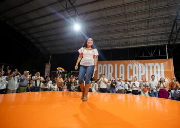«Los cargos pasan, las fotografías se olvidan”: Lidia Rojas reivindica principios ante intereses personales
