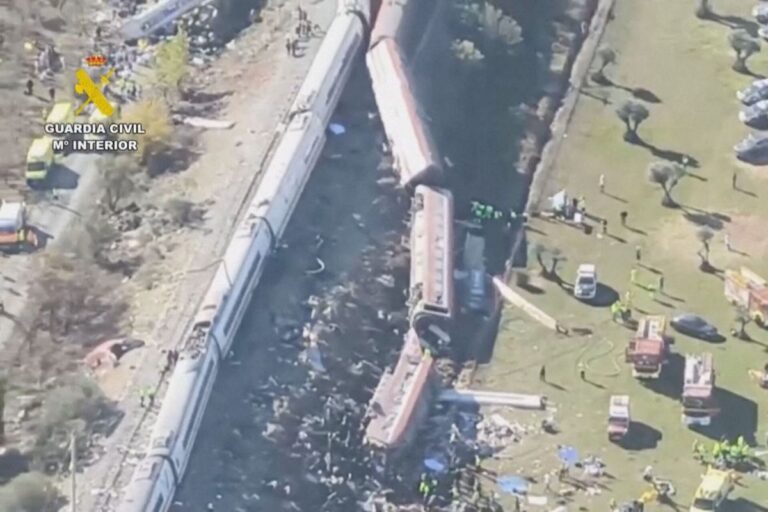 Embajada de Estados Unidos acompaña a España tras choque ferroviario