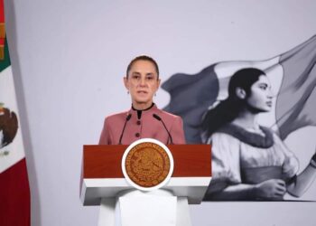 Anuncia Sheinbaum nuevo centro contra el cáncer de mama para QR; persisten carencias en hospitales