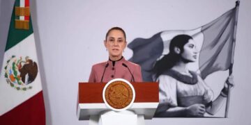 Anuncia Sheinbaum nuevo centro contra el cáncer de mama para QR; persisten carencias en hospitales