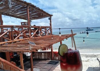 RESTAURANTES EN CRISIS: Prevén 55 cierres y 500 empleos perdidos al finalizar 2026